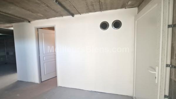 MAISON NEUVE SUR SEMI NIVEAU