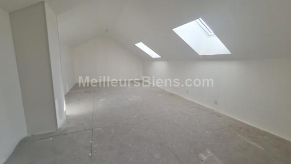 MAISON NEUVE SUR SEMI NIVEAU