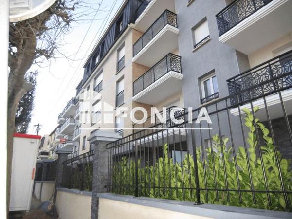 Location Appartement 3 pièces 56.2 m² - 36-38 TER AVENUE CARNOT Neuilly Plaisance 93360