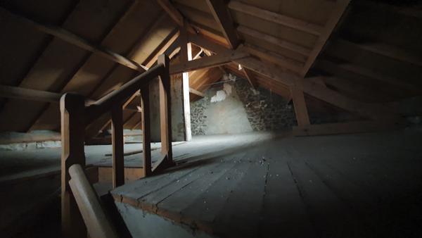 Opportunité investisseur ou résidence principale avec revenu locatif Neussargues-Moissac (15170)