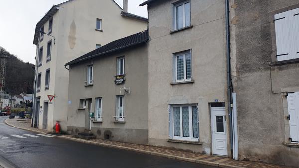 Opportunité investisseur ou résidence principale avec revenu locatif Neussargues-Moissac (15170)