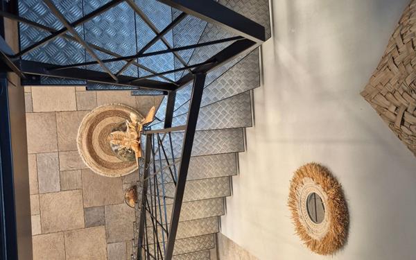 Maison à vendre    5 pièces • 155 m2 Ingré