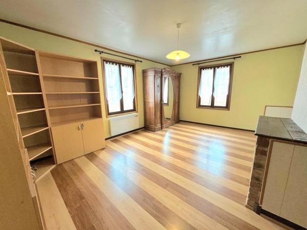 Ensemble immobilier  2 maisons : Maison 165 m2  et 80 m2  Gasny 27620 - 4 chambres- 976 m2 Terrain