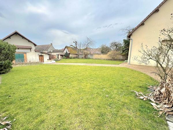 Ensemble immobilier  2 maisons : Maison 165 m2  et 80 m2  Gasny 27620 - 4 chambres- 976 m2 Terrain