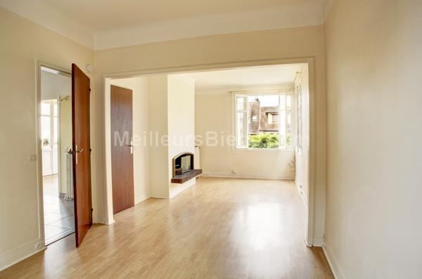 Calme et lumière pour cette maison1950 de 115m2  avec vue sur Paris