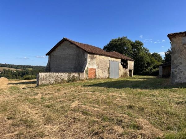 Au coeur de la campagne charentaise, un havre de paix à réinventer