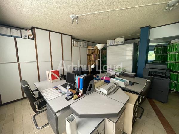 Bureaux à louer ou à vendre Marcq-en-Baroeul parkings privatifs inclus