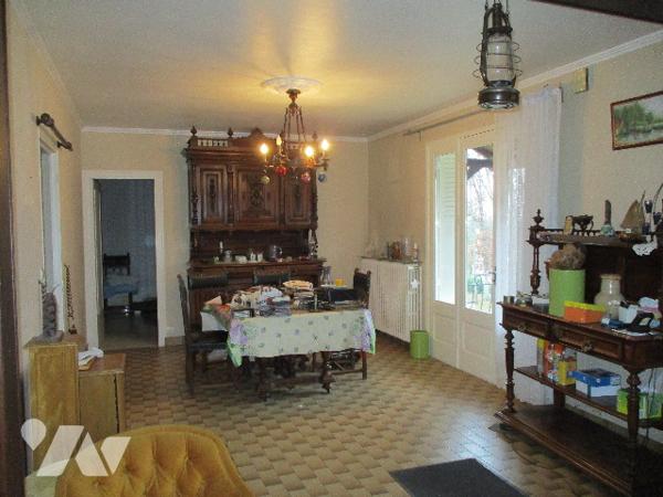 Maison sur sous-sol, proche centre-ville