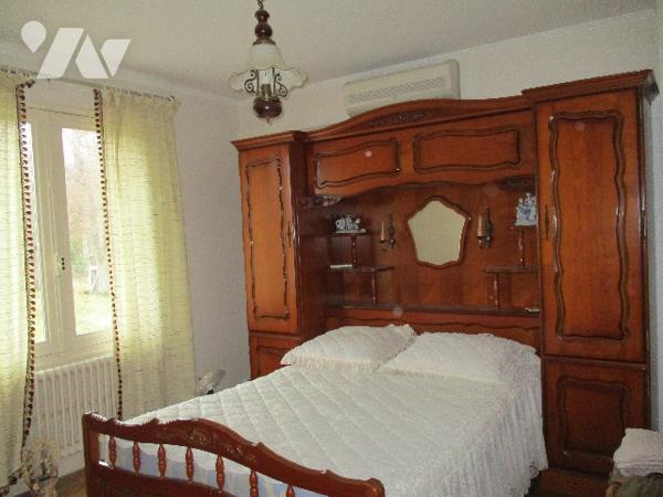 Maison sur sous-sol, proche centre-ville