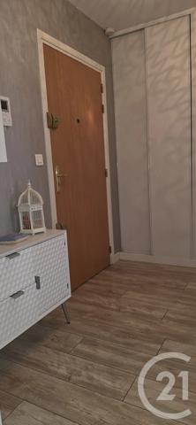 Appartement F3 à vendre  3 pièces - 63,32 m 2   CHALONS EN CHAMPAGNE  - 51