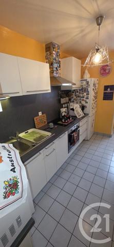 Appartement F3 à vendre  3 pièces - 63,32 m 2   CHALONS EN CHAMPAGNE  - 51