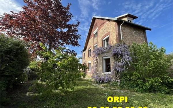 Maison à vendre    8 pièces • 150 m2 Oissel