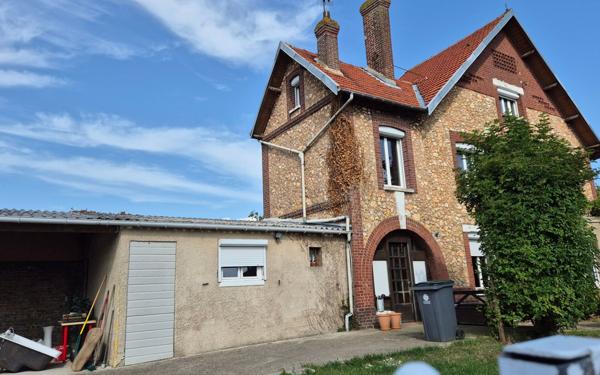 Maison à vendre    8 pièces • 150 m2 Oissel