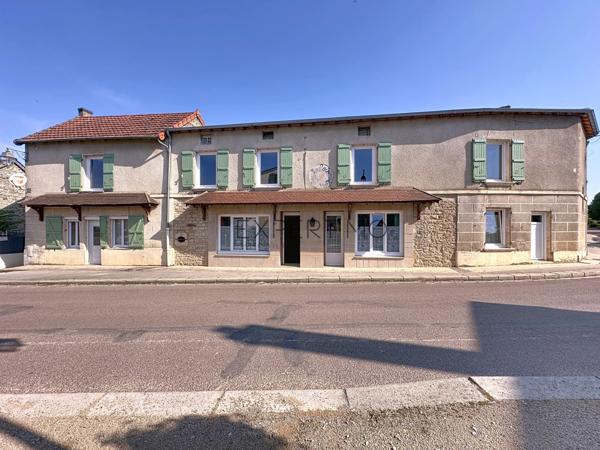 Laives (71240) Spécial investisseurs : grande maison avec potentiel de division à Laives