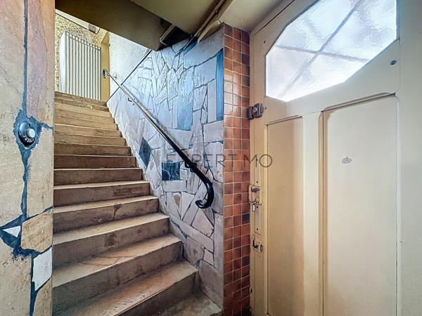 Laives (71240) Spécial investisseurs : grande maison avec potentiel de division à Laives