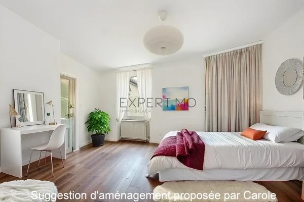 Laives (71240) Spécial investisseurs : grande maison avec potentiel de division à Laives