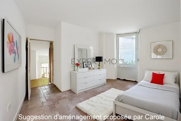 Laives (71240) Spécial investisseurs : grande maison avec potentiel de division à Laives