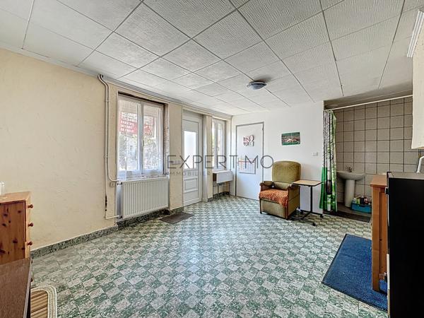 Laives (71240) Spécial investisseurs : grande maison avec potentiel de division à Laives