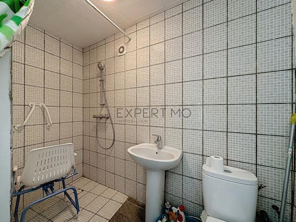 Laives (71240) Spécial investisseurs : grande maison avec potentiel de division à Laives