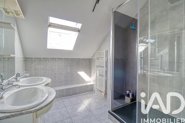 Maison à vendre 5 pièces 109 m² Pierrelaye