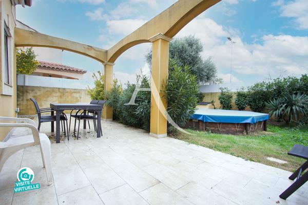 VILLENEUVE LES MAGUELONE - MAISON INDIVIDUELLE - PLAIN PIED - T5 - 112 M2 - 3 CHAMBRES - 1 BUREAU - PISCINE HORS SOL - TERRAIN DE 450 M2 ENVIRON - 5 MINUTES À PIED DU CENTRE.