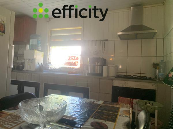 Maison
         3 pièces
        - 98 m² Exclusivité 210 000 € *