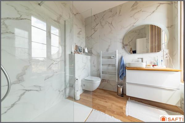 Appartement entièrement rénové avec terrasse