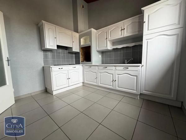 Appartement à louer 2 pièces 68.8m² Saint-Chamond (42400)