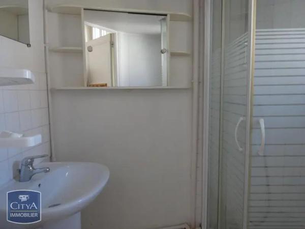 Appartement à louer 3 pièces 53.89m² Clermont-Ferrand (63000)