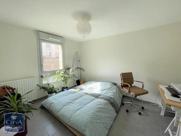 Appartement à louer 2 pièces 40.77m² Clermont-Ferrand (63000)