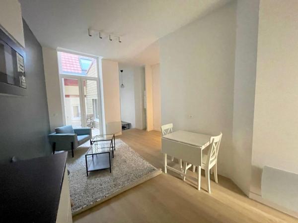 A LOUER : T3 à LILLE • Gare lille flandres • 1 030 € CC • Réf. G440-11