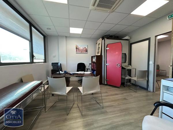 Local professionnel à vendre 42.9m² Saint-Martin-d'Hères (38400)