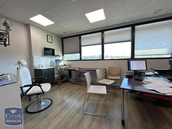 Local professionnel à vendre 42.9m² Saint-Martin-d'Hères (38400)