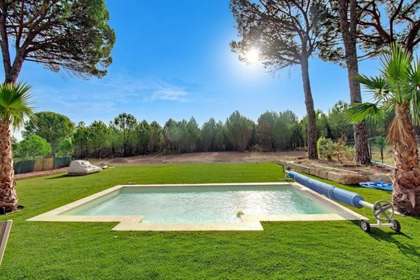 A VENDRE ! Villa neuve 5 chambres de 140 m² avec piscine et garage - VIDAUBAN