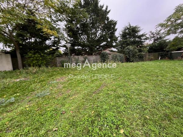 Terrain à PORCHEVILLE, 78440 - 371m²