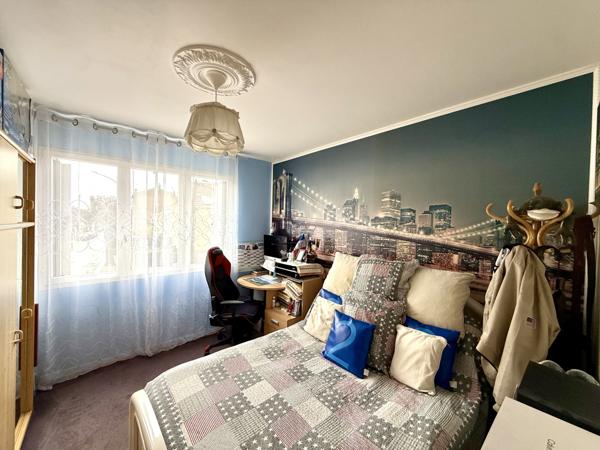 Le Blanc-Mesnil (93150) 3 Pièces avec balcon, parking, cave à 2min du futur métro 17