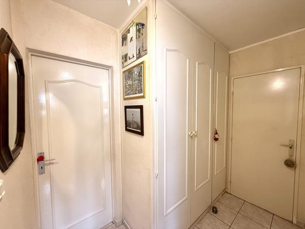 Le Blanc-Mesnil (93150) 3 Pièces avec balcon, parking, cave à 2min du futur métro 17