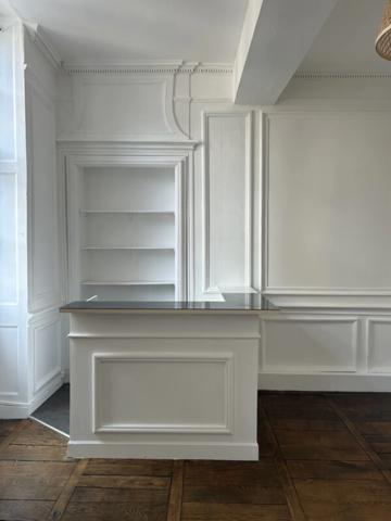 BEAU STUDIO REFAIT A NEUF DE 27M2 EN PLEIN CENTRE VILLE DE RENNES