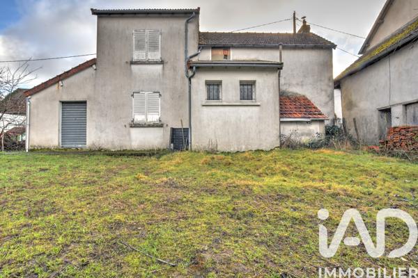 Maison à vendre 4 pièces 87 m² Saint-Sulpice-le-Guérétois