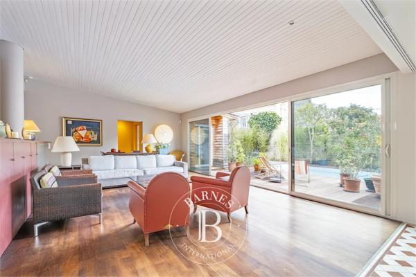 Bordeaux, Maison 5 Chambres -  242 m² à vendre