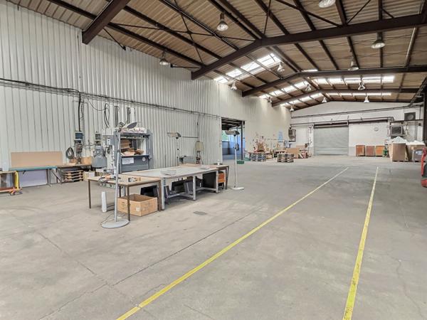 BÂTIMENT INDUSTRIEL / LOGISTIQUE SAINT-AVOLD 4 500 m²