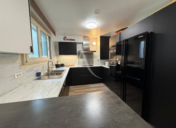 Maison Pontault Combault 7 pièce(s) 155 m2