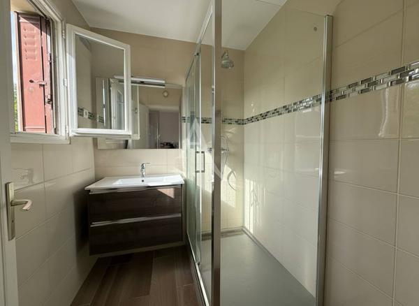 Maison Pontault Combault 7 pièce(s) 155 m2