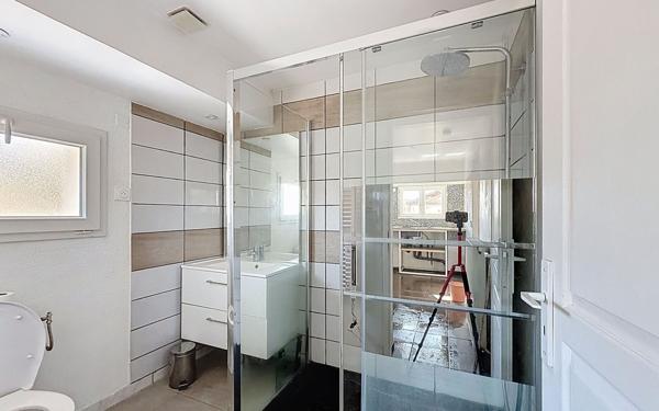 Maison à vendre    3 pièces •  Montceau-les-Mines