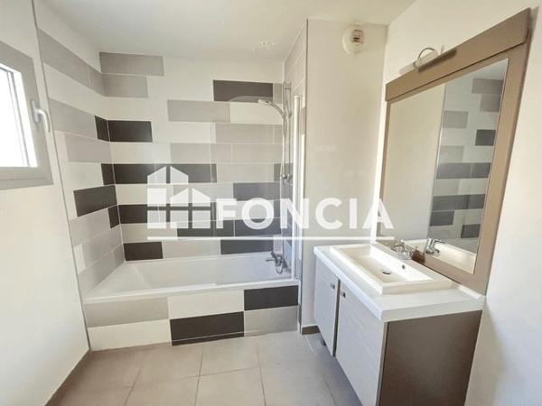 Location Appartement 2 pièces 46.5 m² - 92 RUE LUCIEN FAURE Bordeaux 33300