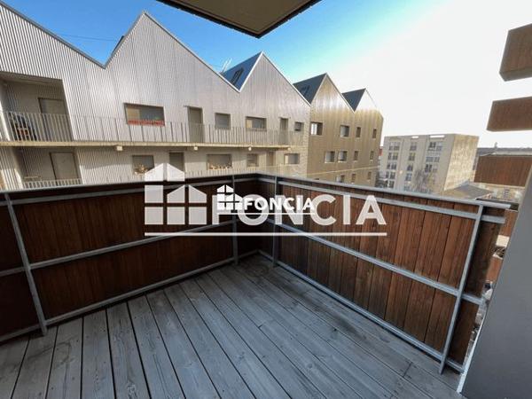 Location Appartement 2 pièces 46.5 m² - 92 RUE LUCIEN FAURE Bordeaux 33300