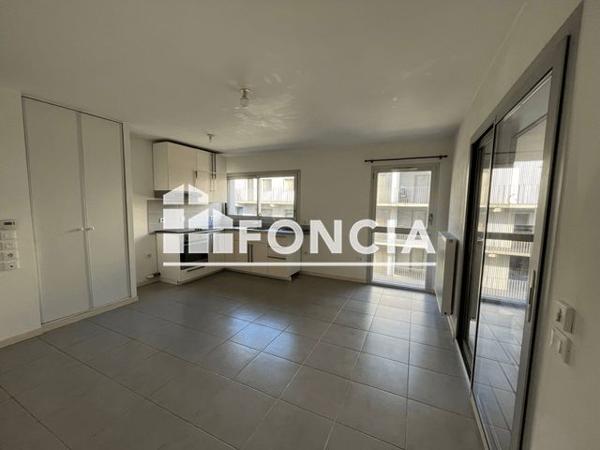 Location Appartement 2 pièces 46.5 m² - 92 RUE LUCIEN FAURE Bordeaux 33300