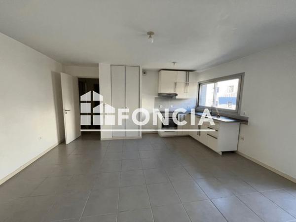 Location Appartement 2 pièces 46.5 m² - 92 RUE LUCIEN FAURE Bordeaux 33300