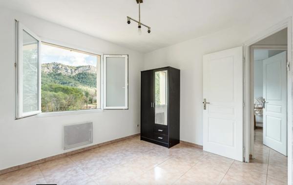 Maison à vendre 5 pièces AURIOL (13)