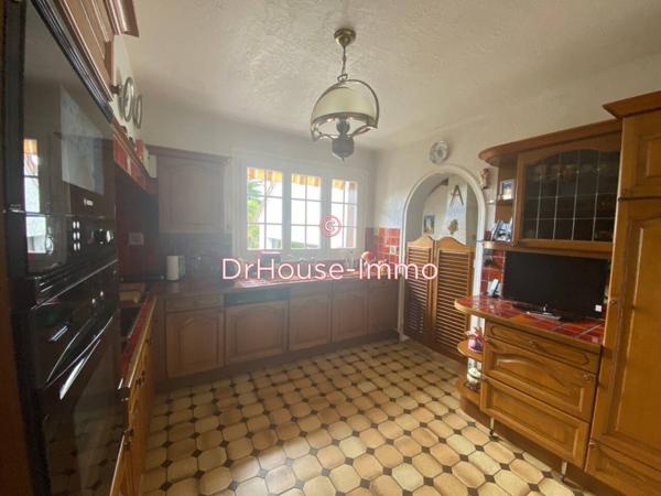 Maison à vendre 10 pièces de 250 m²